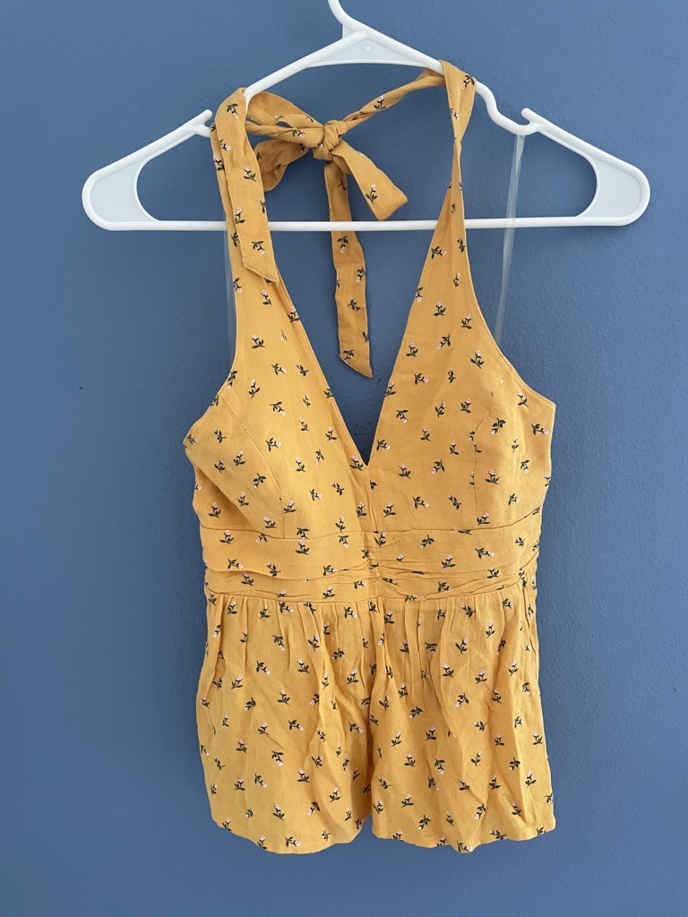American Eagle Outfitters Mustard Yellow Floral Halter Tabk